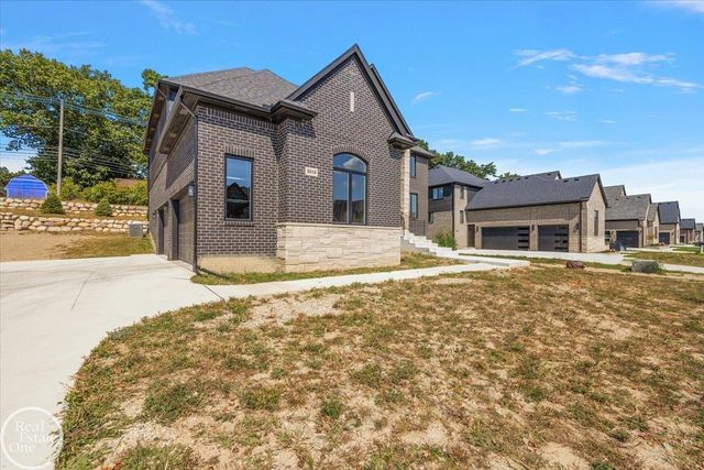 3515 Forster Lane, Shelby Twp, MI 48316