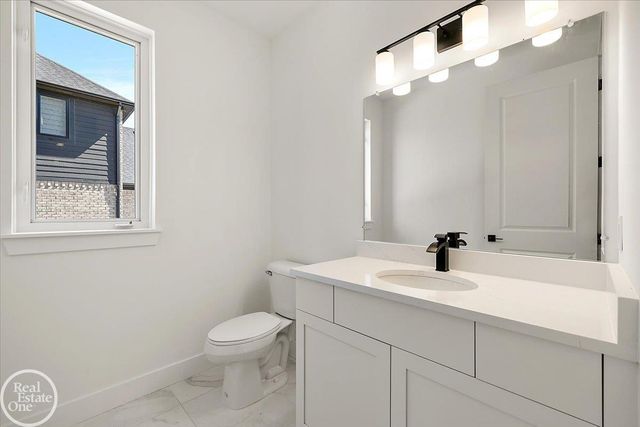 3515 Forster Lane, Shelby Twp, MI 48316