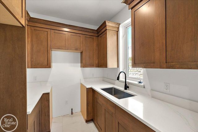 3515 Forster Lane, Shelby Twp, MI 48316