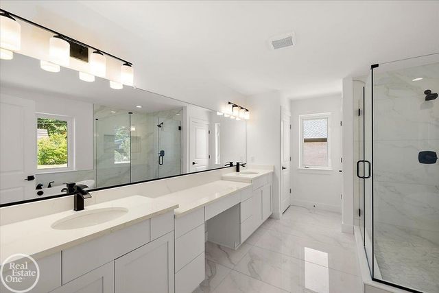 3515 Forster Lane, Shelby Twp, MI 48316