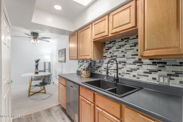 455 W Kelso St Apt 239, Tucson, AZ 85705