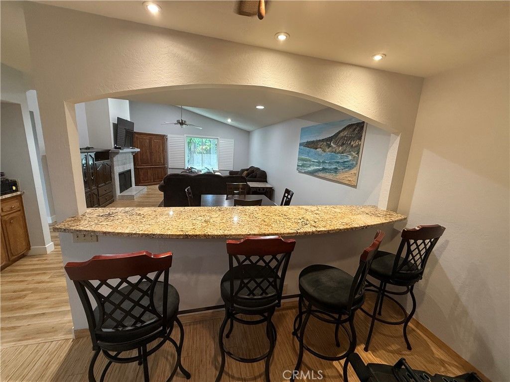 Image 6 of property listing at 1854 Cougar Lane, Clovis, CA 93611