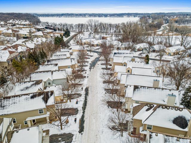8728 N Bay Drive, Chanhassen, MN 55317