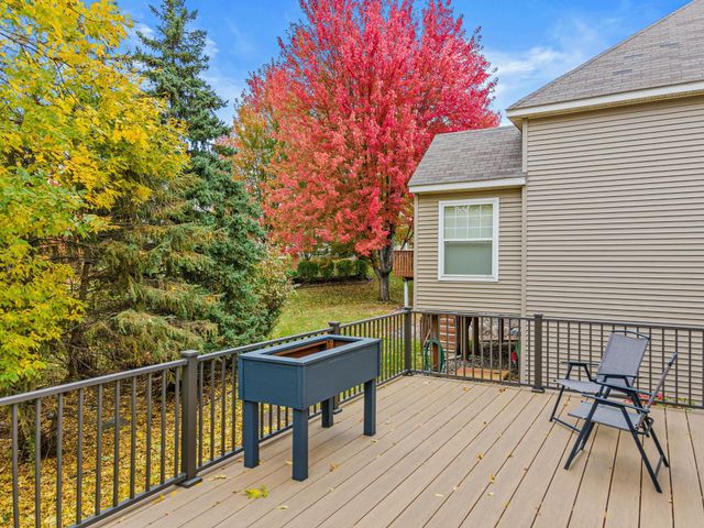 8728 N Bay Drive, Chanhassen, MN 55317