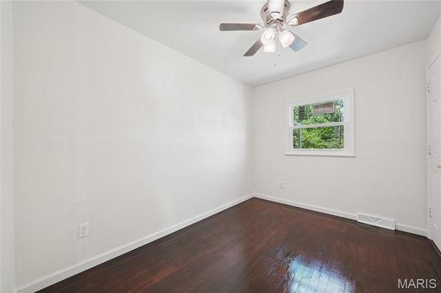 6709 Village Square Drive, Hazelwood, MO 63042
