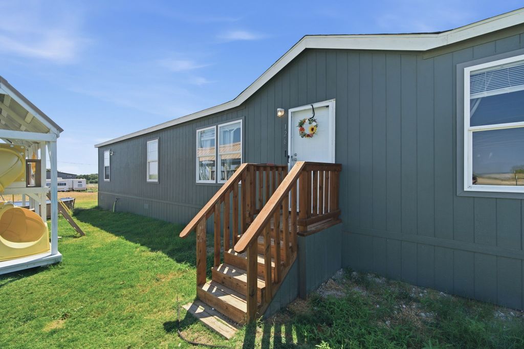126 Common Way, Boyd, TX 76023 — photo 2