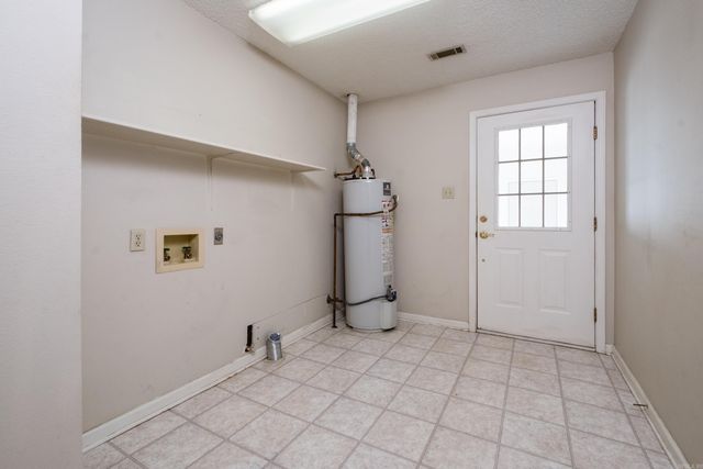 8100 Coleridge Dr, North Little Rock, AR 72116