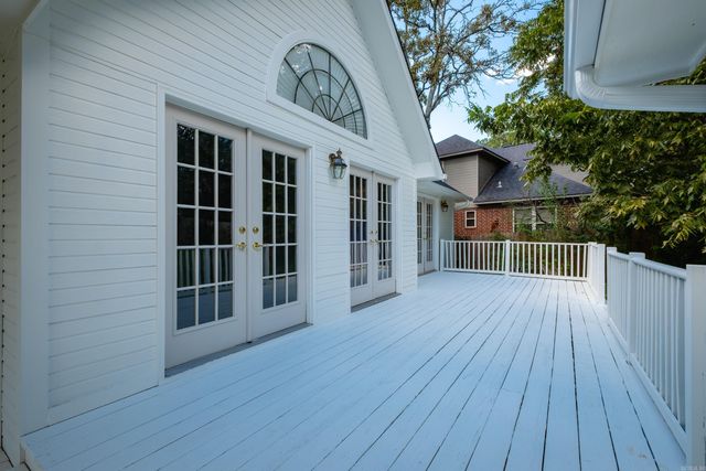 8100 Coleridge Dr, North Little Rock, AR 72116