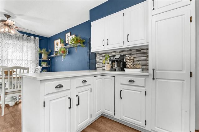 508 NE STONEWALL Drive, Blue Springs, MO 64014