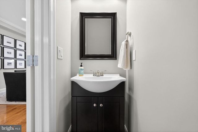 2021 DICKINSON ST, Philadelphia, PA 19146