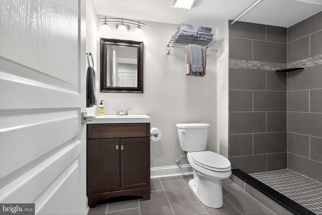 2021 DICKINSON ST, Philadelphia, PA 19146