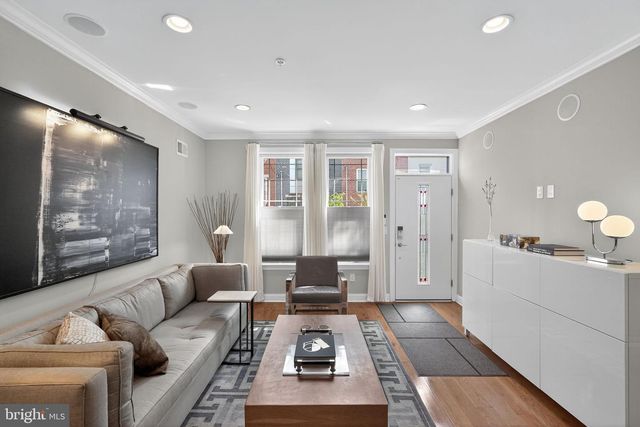 2021 DICKINSON ST, Philadelphia, PA 19146