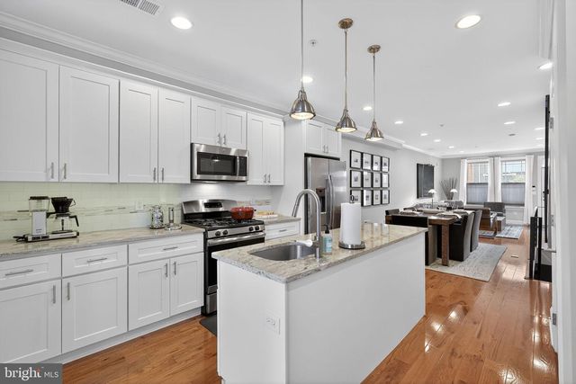 2021 DICKINSON ST, Philadelphia, PA 19146