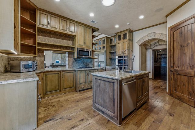 132 Countdown Trail, Weatherford, TX 76087