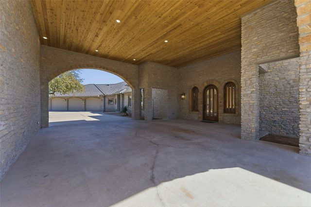 132 Countdown Trail, Weatherford, TX 76087