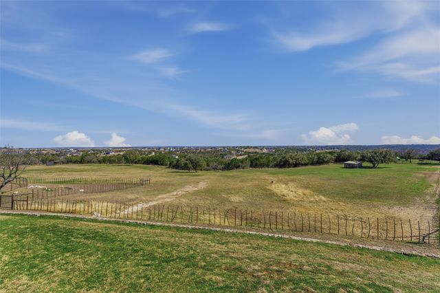 132 Countdown Trail, Weatherford, TX 76087