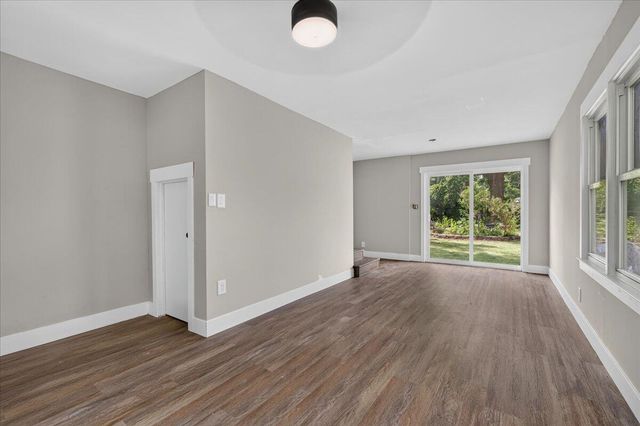 133 Stephanie Circle, Summerville, SC 29483