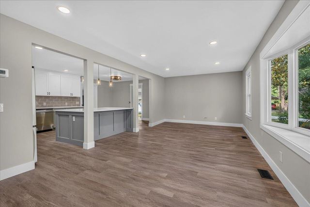 133 Stephanie Circle, Summerville, SC 29483