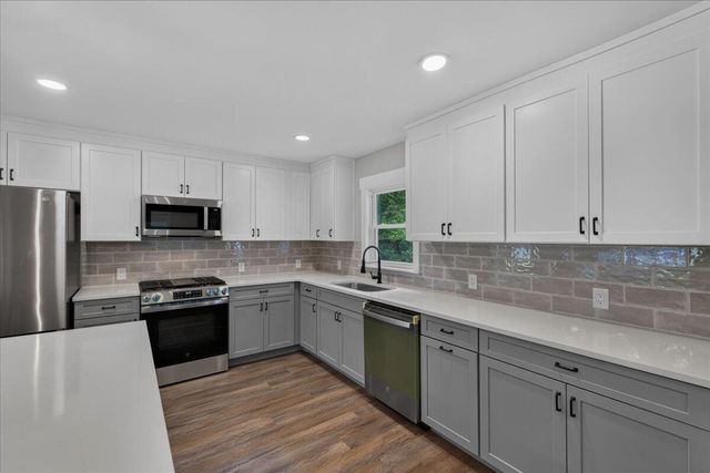 133 Stephanie Circle, Summerville, SC 29483
