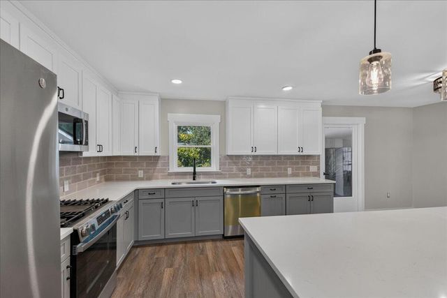 133 Stephanie Circle, Summerville, SC 29483