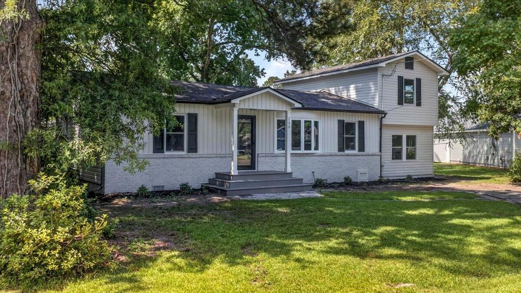 133 Stephanie Circle, Summerville, SC 29483