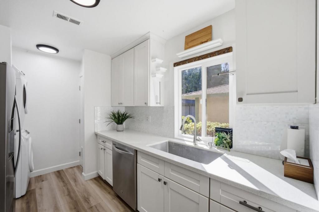 Image 12 of property listing at 727 Balfour Drive, San Jose, CA 95111