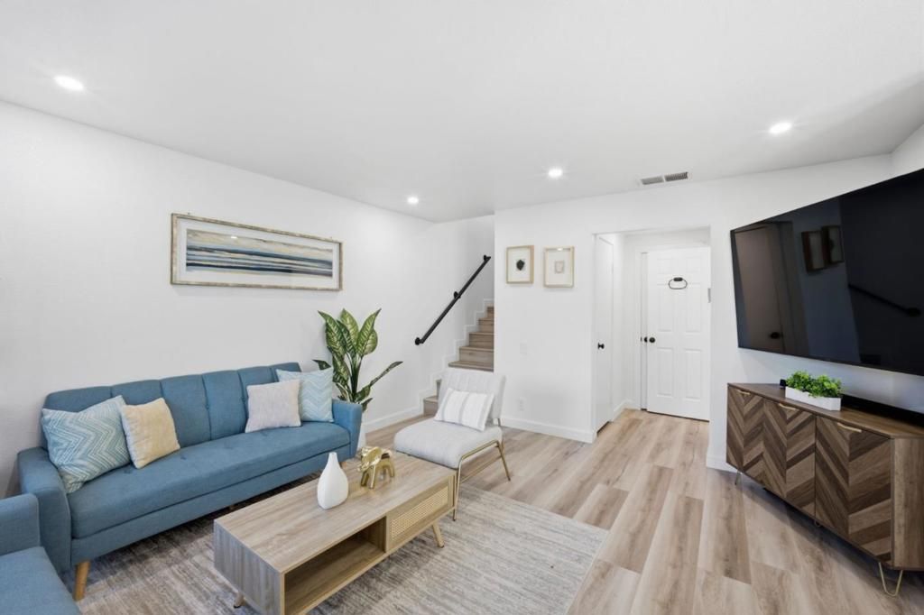 Image 5 of property listing at 727 Balfour Drive, San Jose, CA 95111