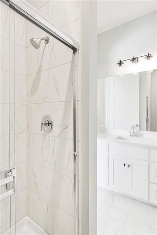 2513 W 177th Street, Overland Park, KS 66085