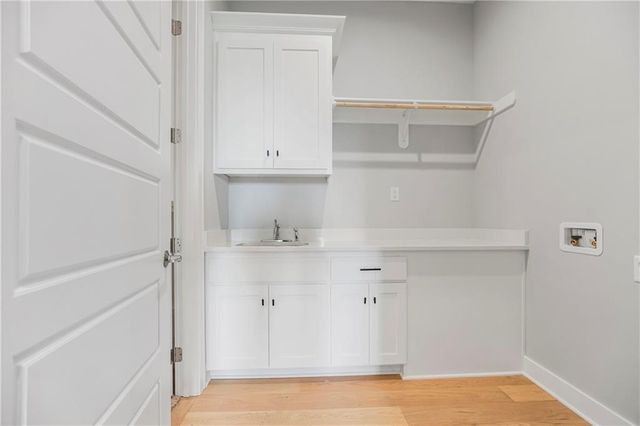 2513 W 177th Street, Overland Park, KS 66085