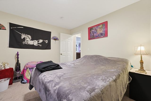 8 Union St, North Brookfield, MA 01535
