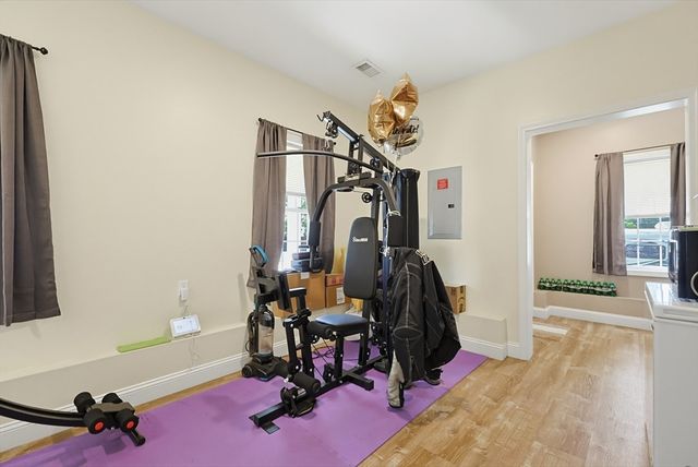 8 Union St, North Brookfield, MA 01535