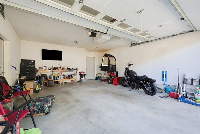 8 Union St, North Brookfield, MA 01535