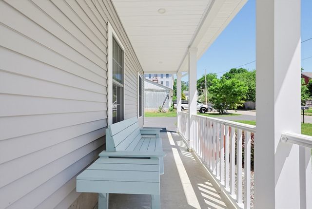 8 Union St, North Brookfield, MA 01535