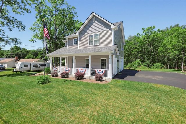 8 Union St, North Brookfield, MA 01535