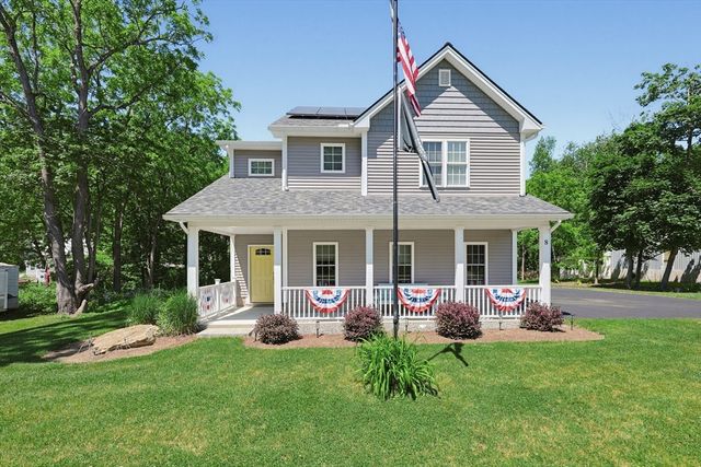 8 Union St, North Brookfield, MA 01535