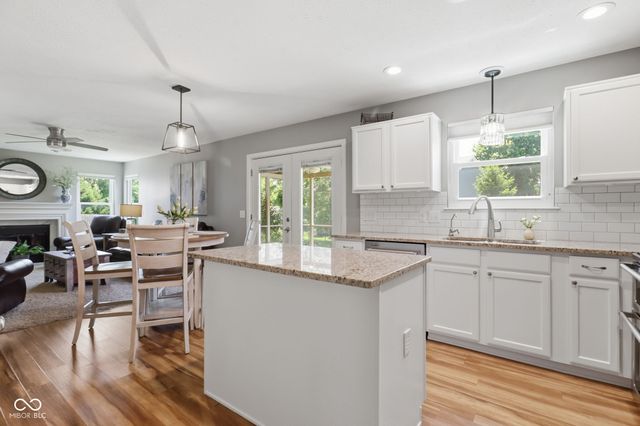 13931 Wakefield Place, Fishers, IN 46038