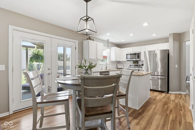 13931 Wakefield Place, Fishers, IN 46038