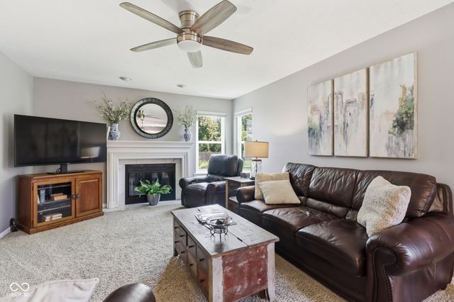 13931 Wakefield Place, Fishers, IN 46038