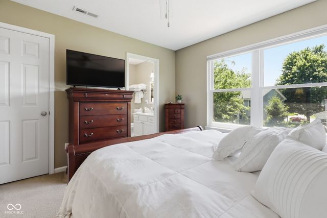 13931 Wakefield Place, Fishers, IN 46038