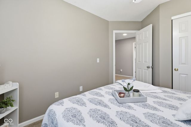 13931 Wakefield Place, Fishers, IN 46038