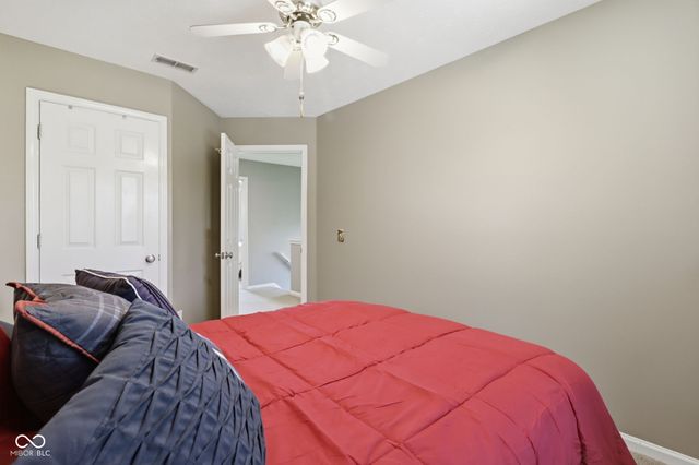 13931 Wakefield Place, Fishers, IN 46038