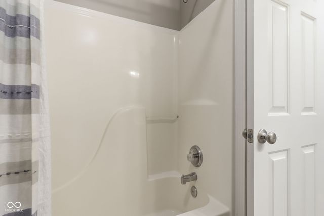13931 Wakefield Place, Fishers, IN 46038