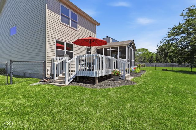 13931 Wakefield Place, Fishers, IN 46038