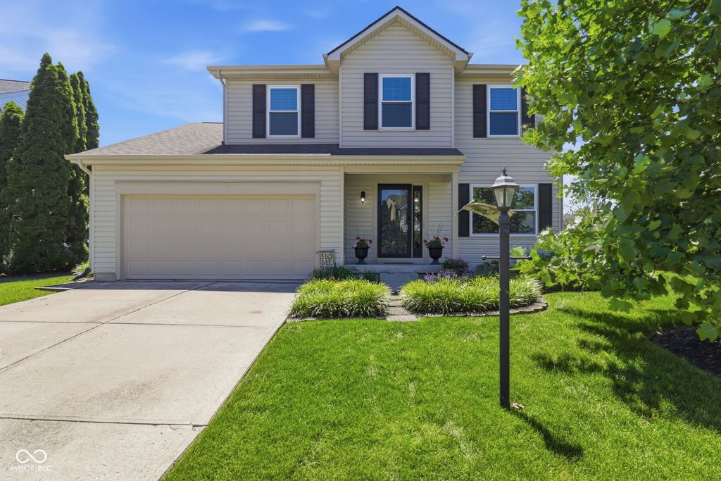 13931 Wakefield Place, Fishers, IN 46038