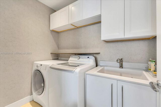 16901 Collins Ave 1802, Sunny Isles Beach, FL 33160