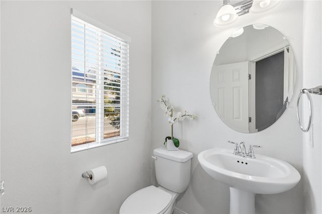 6004 Gordon Creek Avenue, Las Vegas, NV 89139