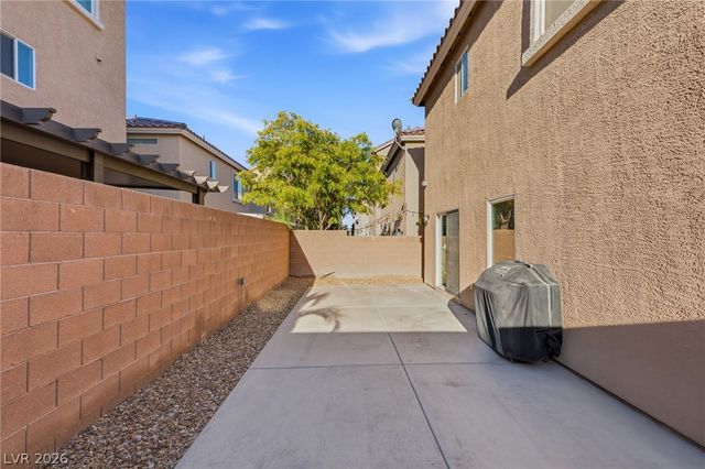 6004 Gordon Creek Avenue, Las Vegas, NV 89139