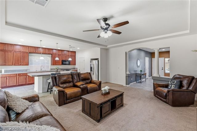 6004 Gordon Creek Avenue, Las Vegas, NV 89139