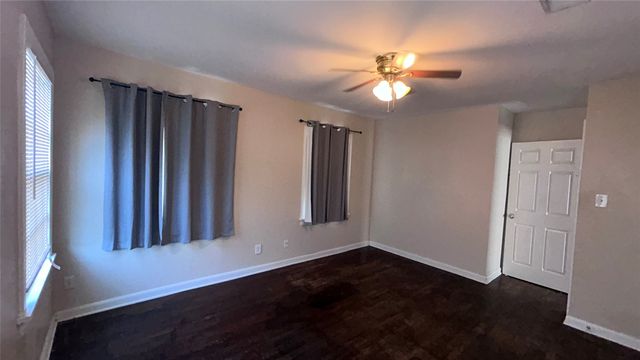 3600 Kell Street, Fort Worth, TX 76109