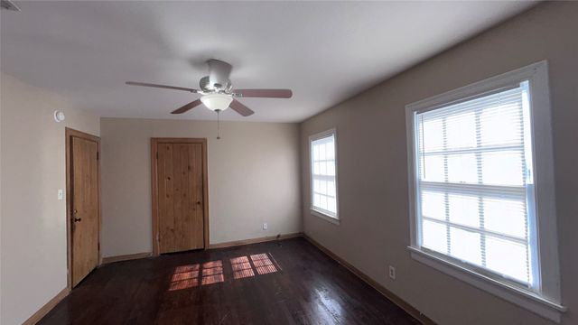 3600 Kell Street, Fort Worth, TX 76109